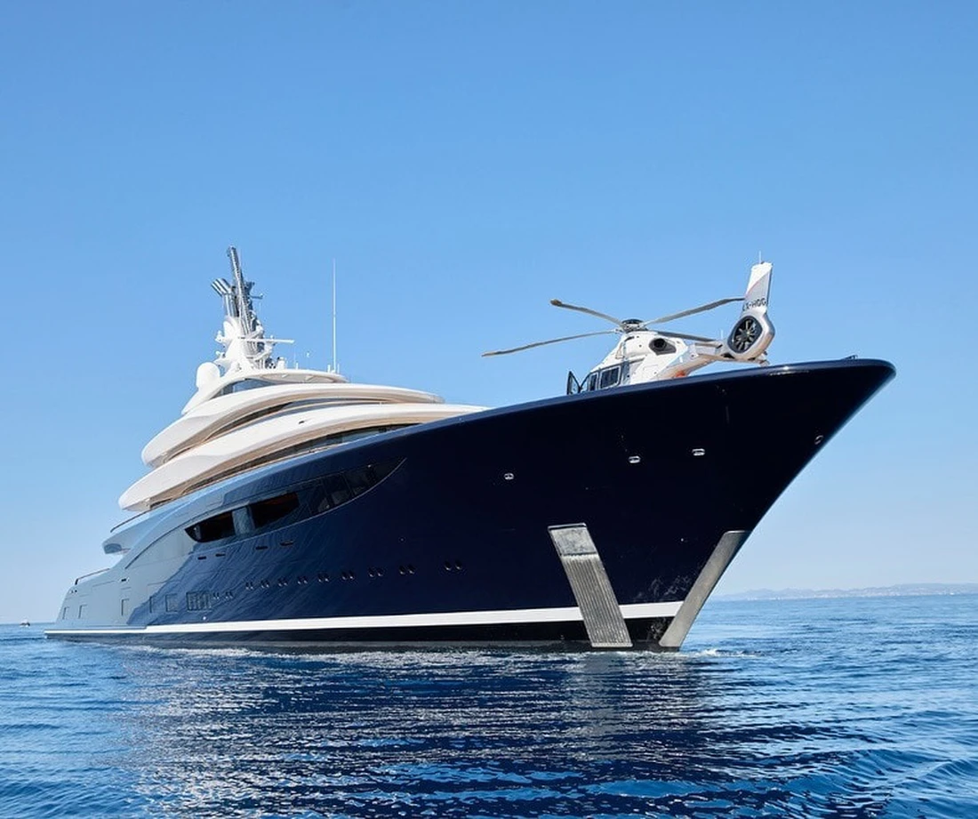 Du thuyền cũ đắt nhất lịch sử: Bán lại 20.000 tỉ đồng, tiền thuê cũng lập kỷ lục, dư sức mua tàu mới - Ảnh 4.