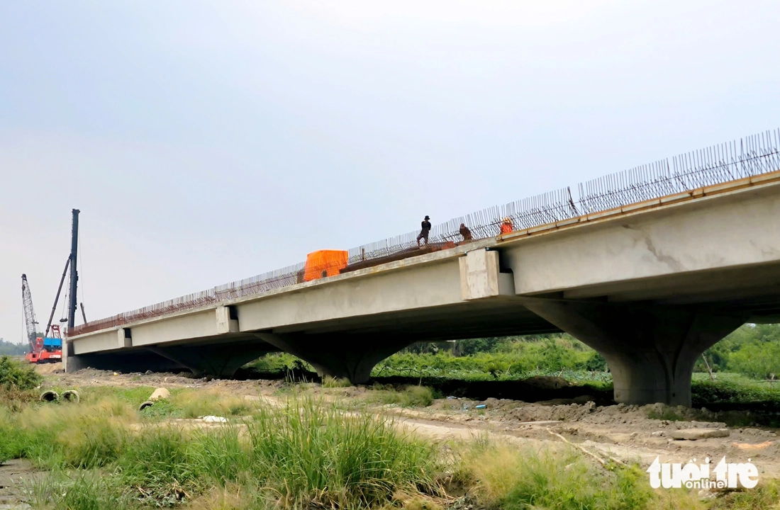 Nhánh tây vành đai 3 TP.HCM chậm, 6,8km qua Long An nằm chờ - Ảnh 8.