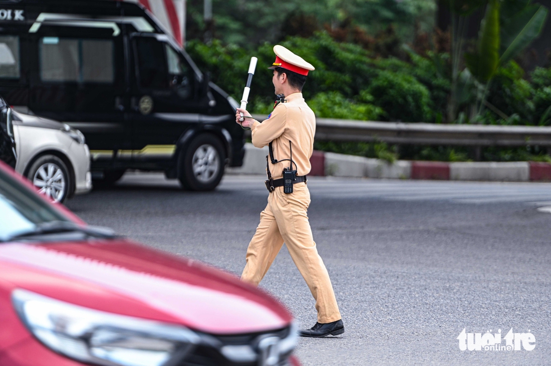 cửa ngõ - Ảnh 5.