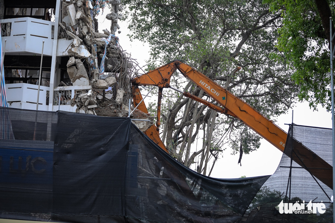 Lộ diện khu đất 'kim cương' làm quảng trường phía Đông hồ Gươm khi vừa phá dỡ loạt công trình - Ảnh 3.