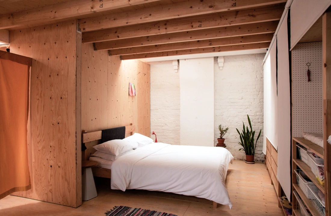 Họ đã biến nhà xưởng thành tổ ấm như thế nào? - Ảnh 7.