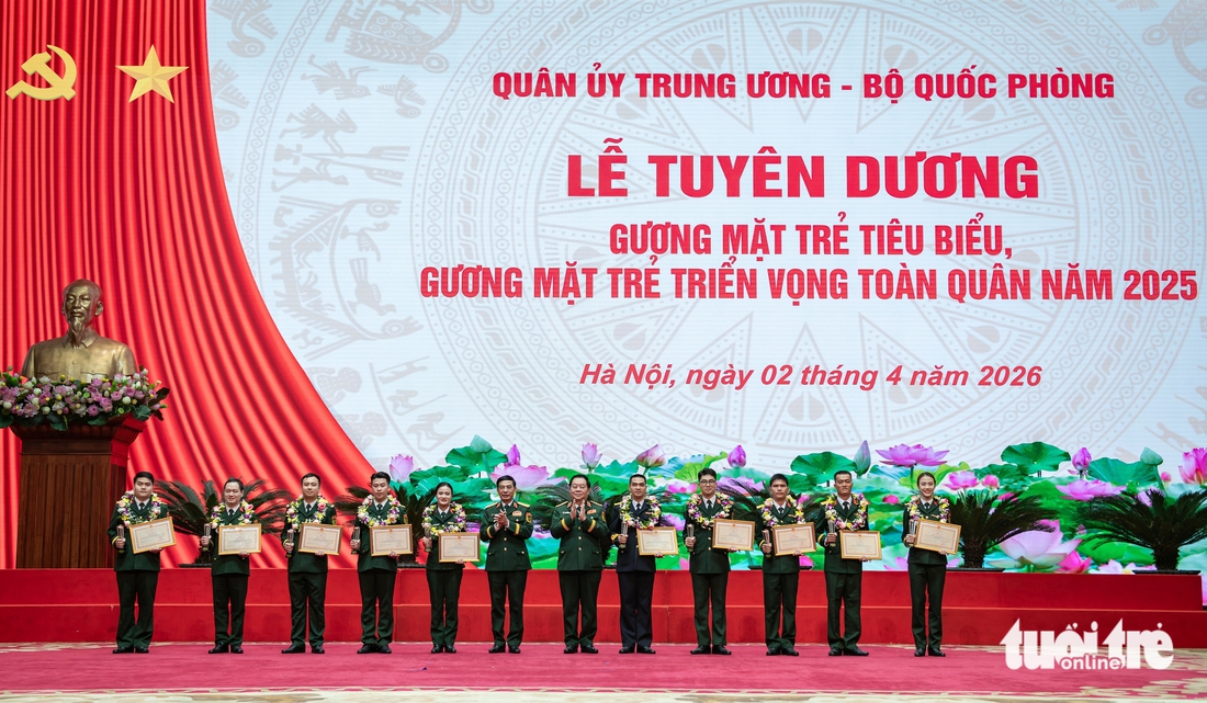 Nữ Đặc công chống khủng bố: Cơ bắp có thể đau, nhưng tinh thần không được phép gục ngã - Ảnh 1.