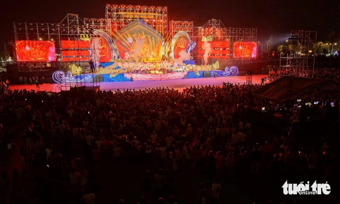 du khách - Ảnh 9.