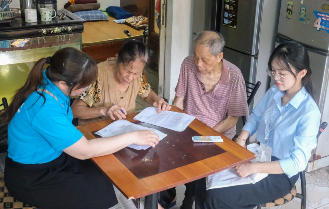 Tin tức sáng 27-6: Từ 1-7, tăng mức quà Tết cho người hưởng lương hưu, trợ cấp bảo hiểm xã hội - Ảnh 1.