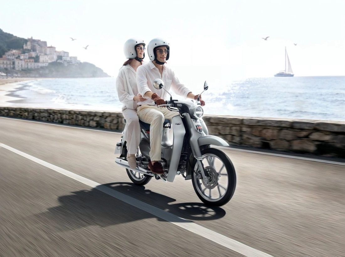 Honda Super Cub có bản mới bắt mắt hơn, phanh ABS, dùng được xăng sinh học - Ảnh 11.