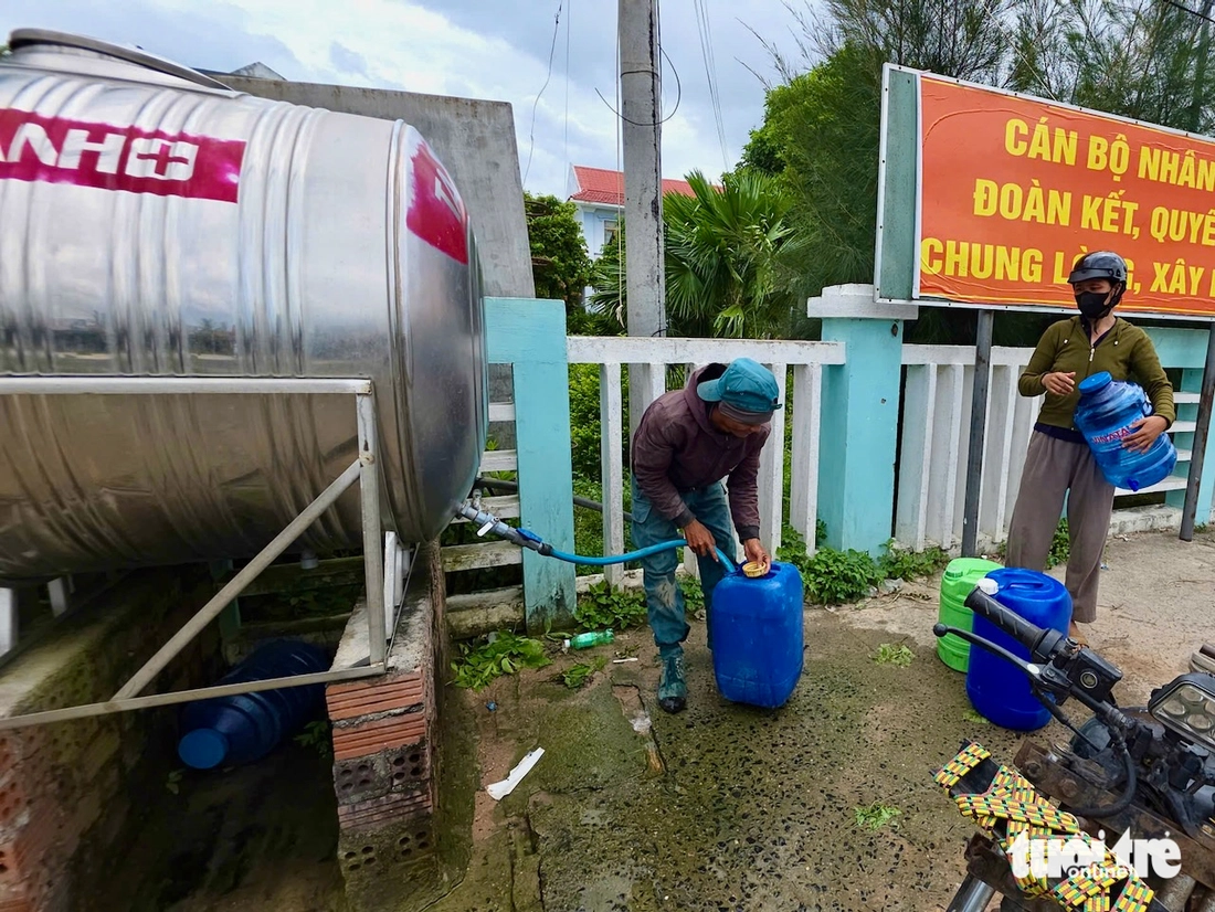 Người dân phía Đông Đắk Lắk thiếu nước sinh hoạt - Ảnh 9.