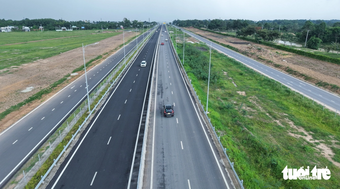 Đường vào “trái tim” công trường xây dựng sân bay Long Thành - Ảnh 10.