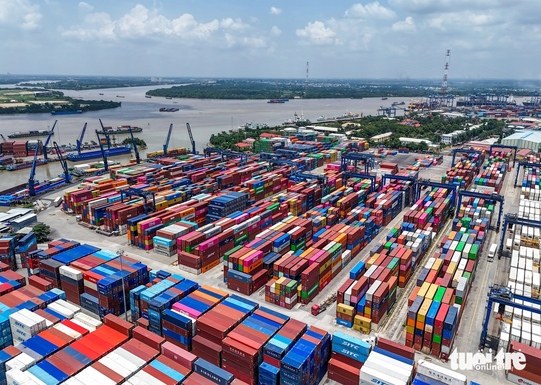Đường liên cảng giải phóng áp lực container cho Võ Chí Công - Ảnh 1.