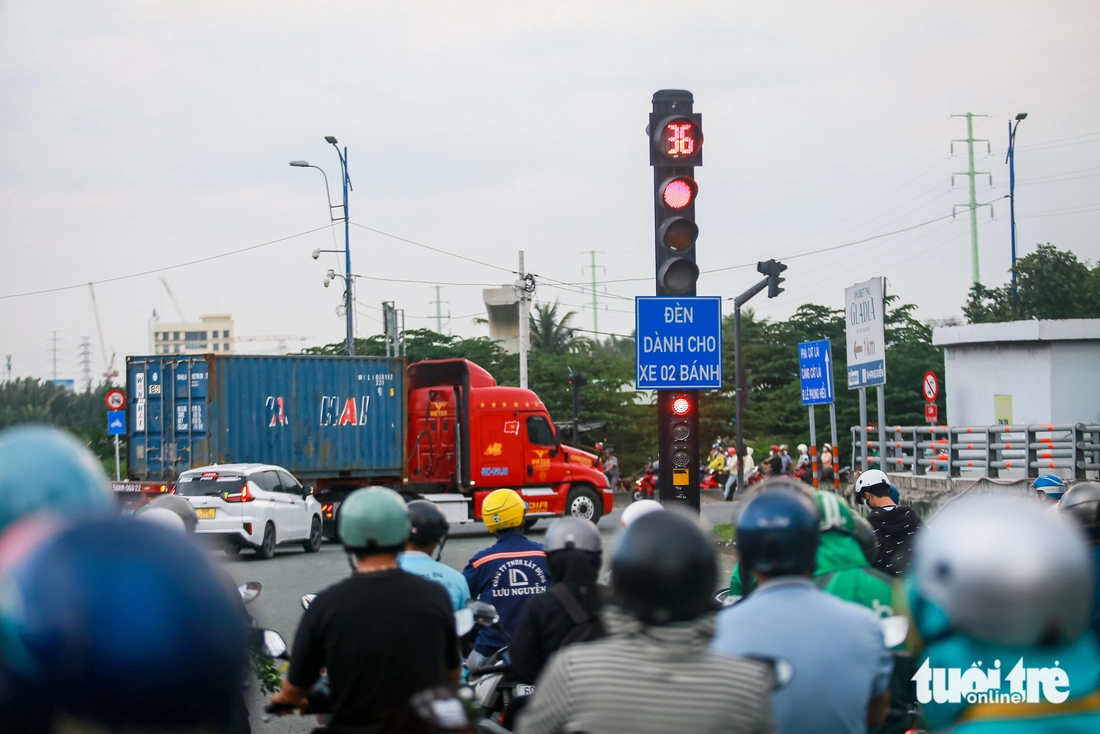 Nút giao Mỹ Thủy 4 tầng, 'van điều tiết' dòng xe cụm cảng Cát Lái TP.HCM - Ảnh 8.