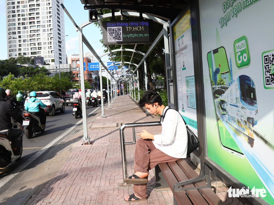 Lắp mái che kết nối metro số 1 với xe buýt, tăng trải nghiệm giao thông công cộng - Ảnh 7.