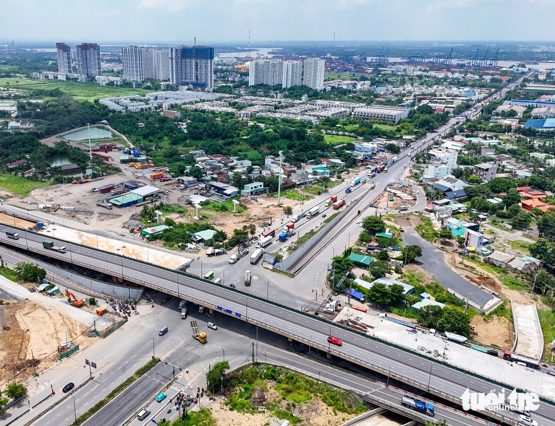 Nguyễn Thị Định, Lã Xuân Oai mở rộng hạ tầng khu Đông TP.HCM - Ảnh 1.