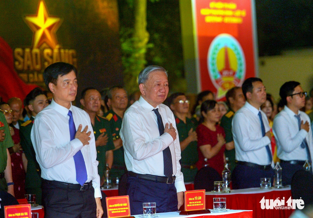 Tổng Bí thư, Chủ tịch nước Tô Lâm dự cầu truyền hình Sao sáng dẫn đường - Ảnh 2.