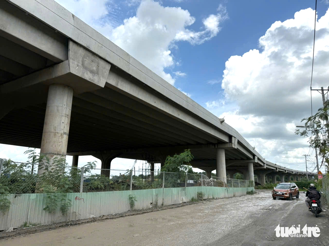  Không thể chờ cao tốc quá tải mới mở rộng - Ảnh 3.