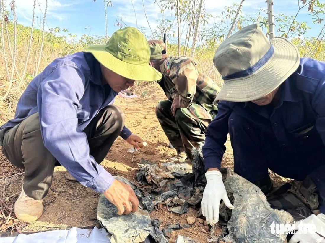Dấu chân K51 tìm kiếm liệt sĩ tại rừng già Mondulkiri trong mùa khô 2026 - Ảnh 4.