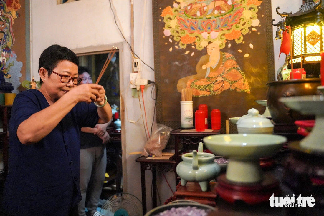  'Cả đời tôi chưa một lần được cha ôm' - Ảnh 9.