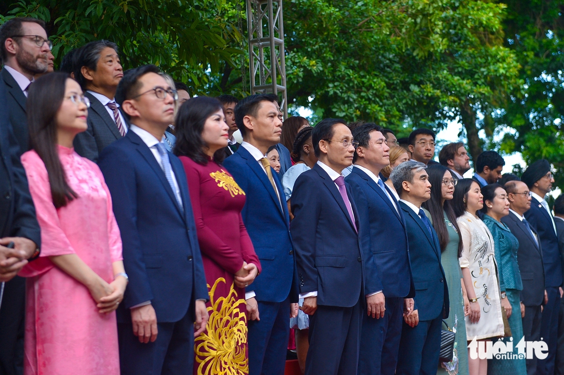  'Tương lai của Việt Nam gắn liền chặt chẽ với thành công chung của ASEAN' - Ảnh 10.