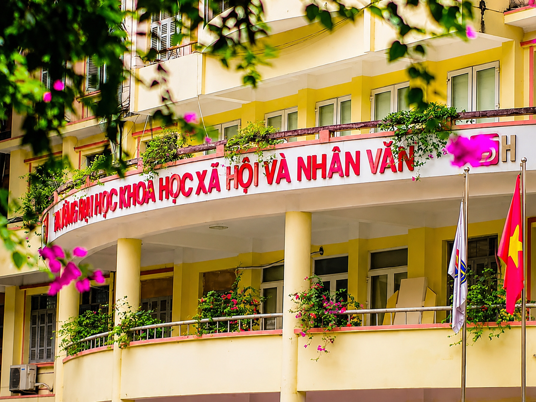 Điểm chuẩn Báo chí năm 2026 giảm mạnh: Không thể vội nói ngành mất sức hút - Ảnh 4.