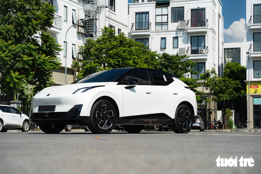Xe điện Lynk & Co 02 ra mắt Việt Nam: Giá từ 818 triệu đồng, chạy 435km/sạc - Ảnh 14.