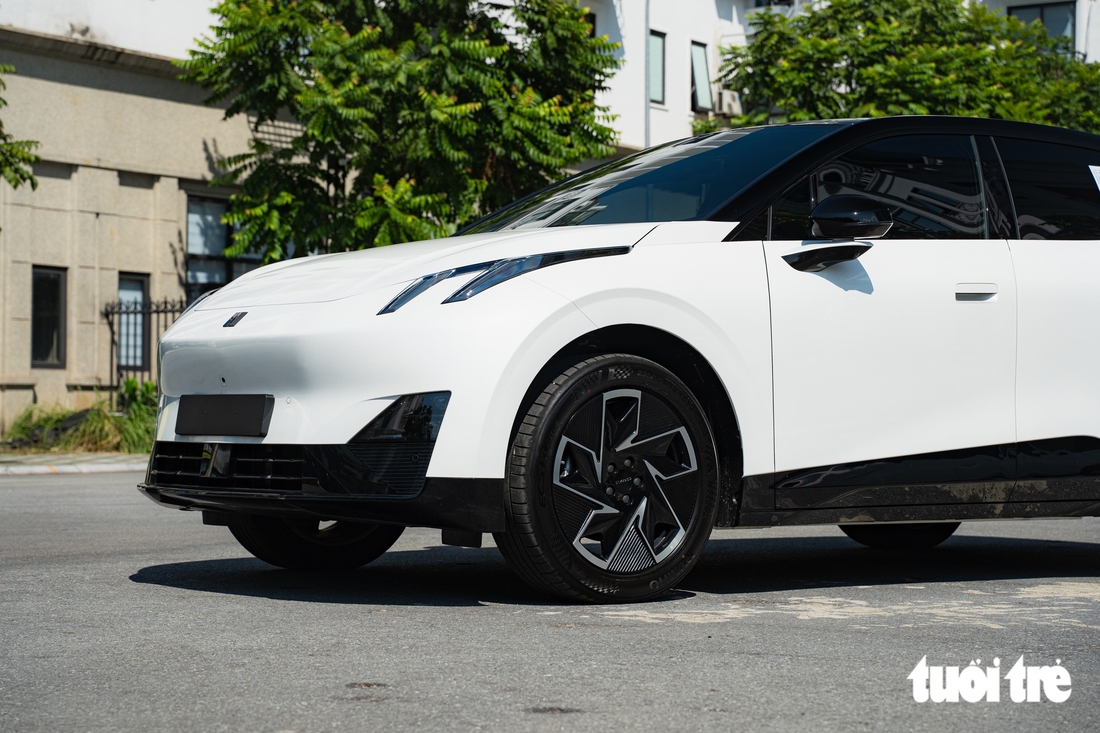 Xe điện Lynk & Co 02 ra mắt Việt Nam: Giá từ 818 triệu đồng, chạy 435km/sạc - Ảnh 15.