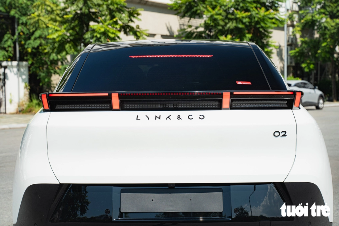 Xe điện Lynk & Co 02 ra mắt Việt Nam: Giá từ 818 triệu đồng, chạy 435km/sạc - Ảnh 18.
