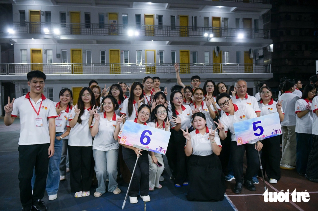 100 giáo viên, sinh viên Việt Nam đã tới Trung Quốc, bắt đầu ‘Hành trình đỏ’ theo dấu chân Bác Hồ - Ảnh 5.