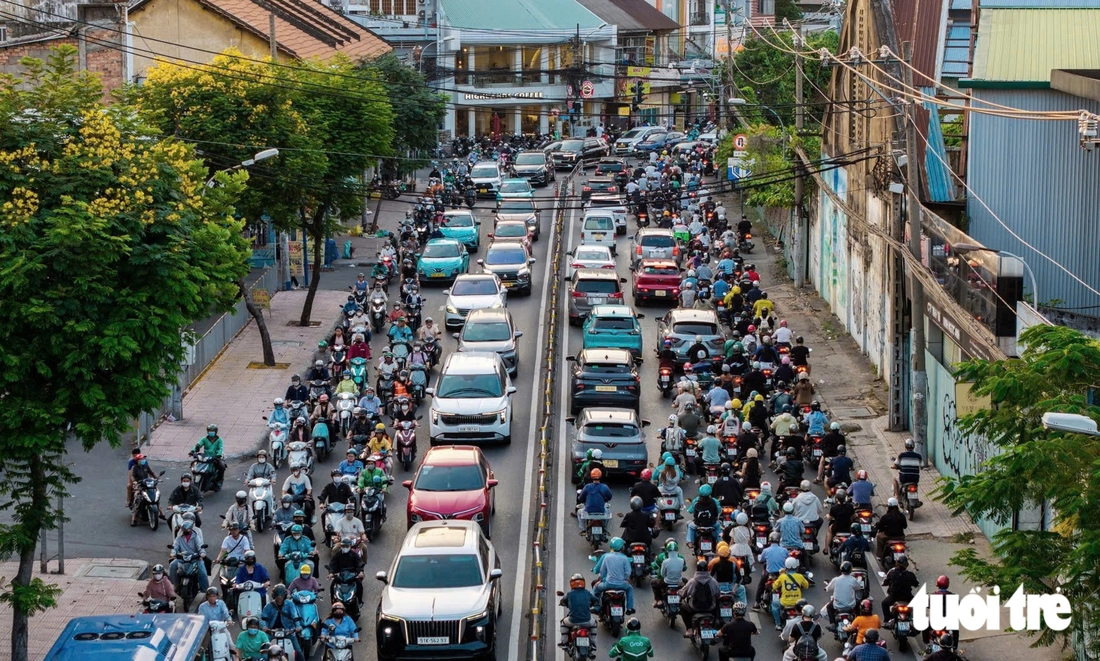 Bến Nhà Rồng chuyển biến sau 3 tháng khởi công, tạo đà đột phá hạ tầng ven sông Sài Gòn - Ảnh 10.