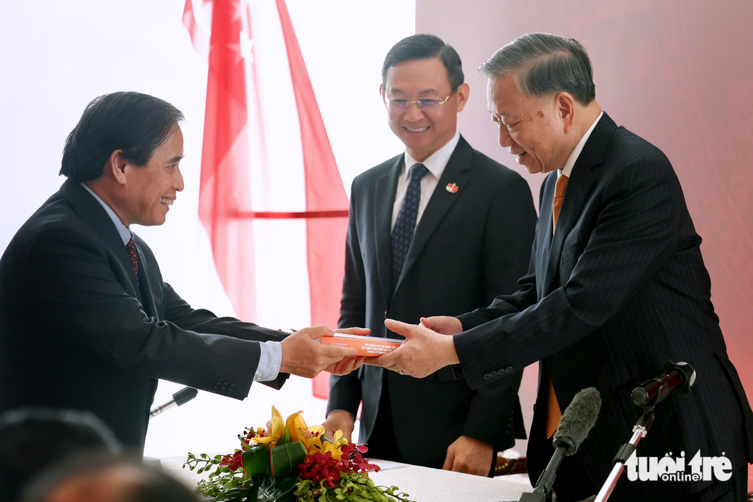 Nghị quyết 23: Kiều bào là nguồn lực chiến lược đưa đất nước vươn xa - Ảnh 2.