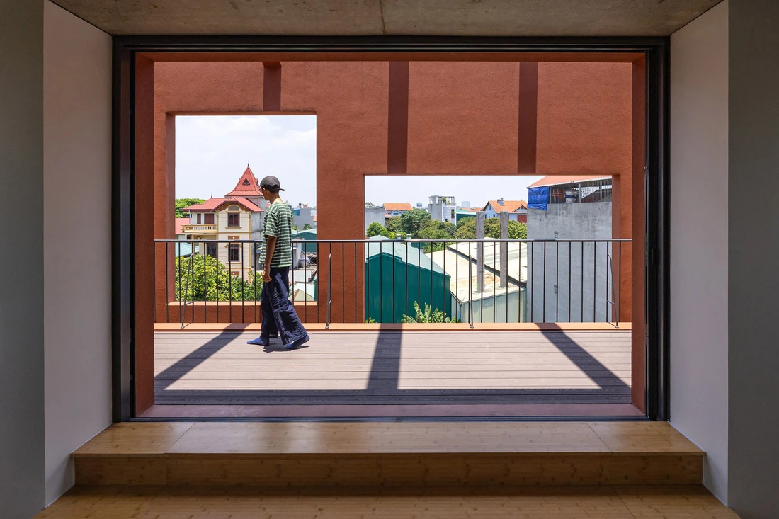 100 Windows: ngôi nhà vỏ kép giữa vùng ven đô Hà Nội đang đổi thay - Ảnh 12.
