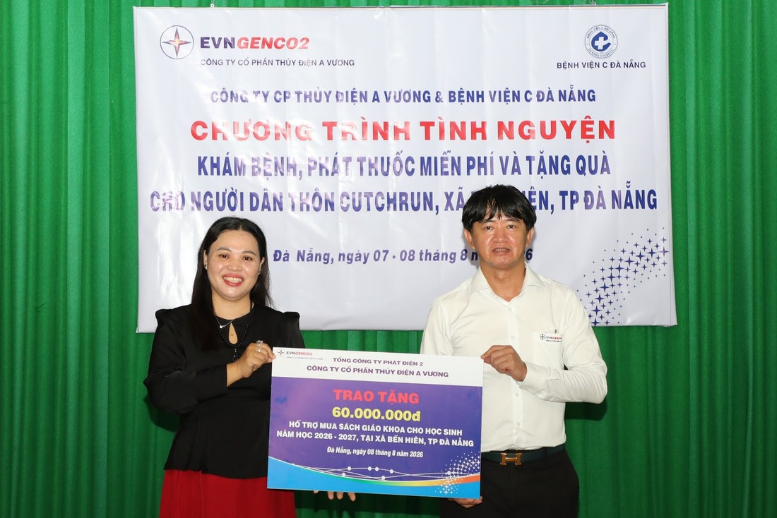 Thủy điện A Vương phối hợp khám bệnh, phát thuốc và trao quà tại xã Bến Hiên - Ảnh 5.