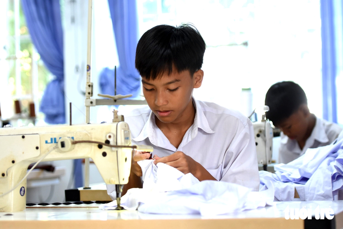 Nhà xã hội Long Hải: Nơi trẻ có hoàn cảnh đặc biệt học cách tự lập - Ảnh 2.