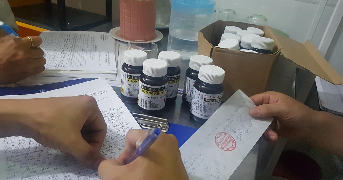 Thuốc chữa ung thư bằng bột than tre của Vinaca xuất hiện ở TP.HCM