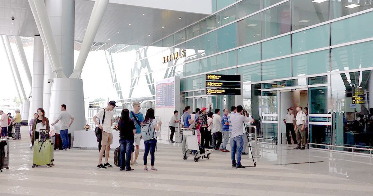 Thủ tướng giao Bộ Xây dựng nghiên cứu bài về mô hình đô thị sân bay trên Tuổi Trẻ