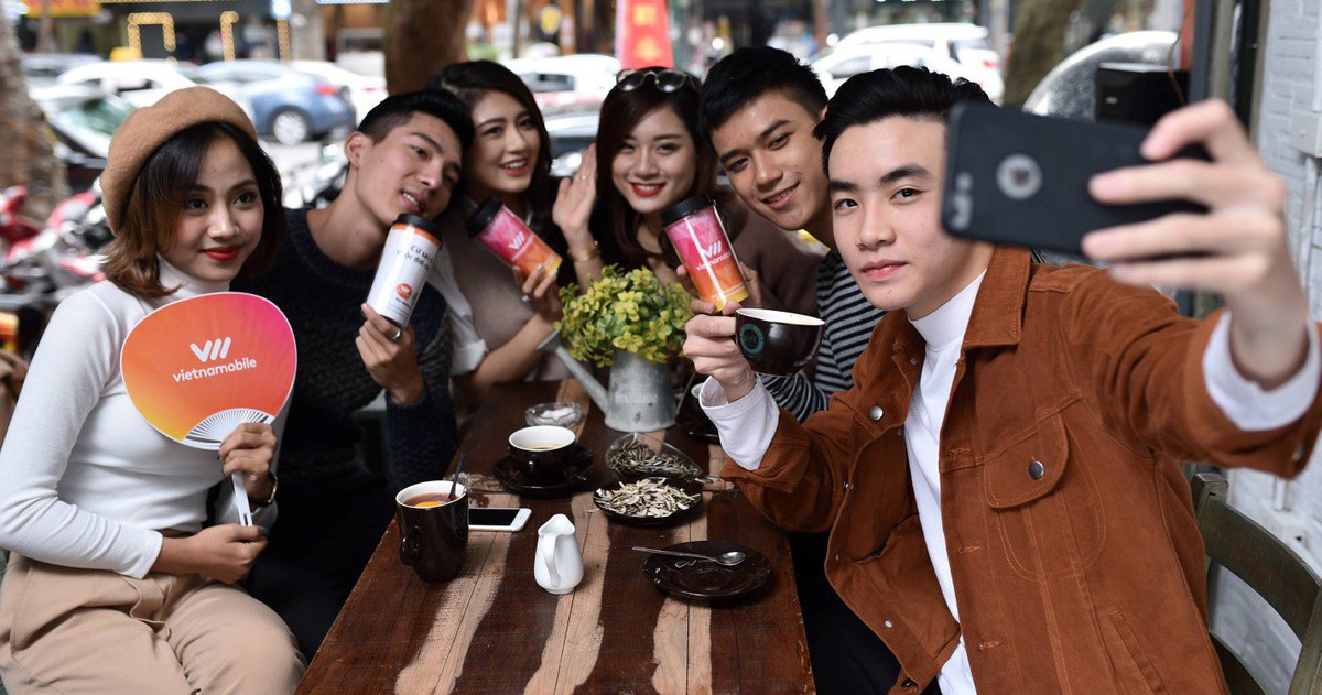 Tết, dẹp tan nỗi lo 'người thân thành lạ'