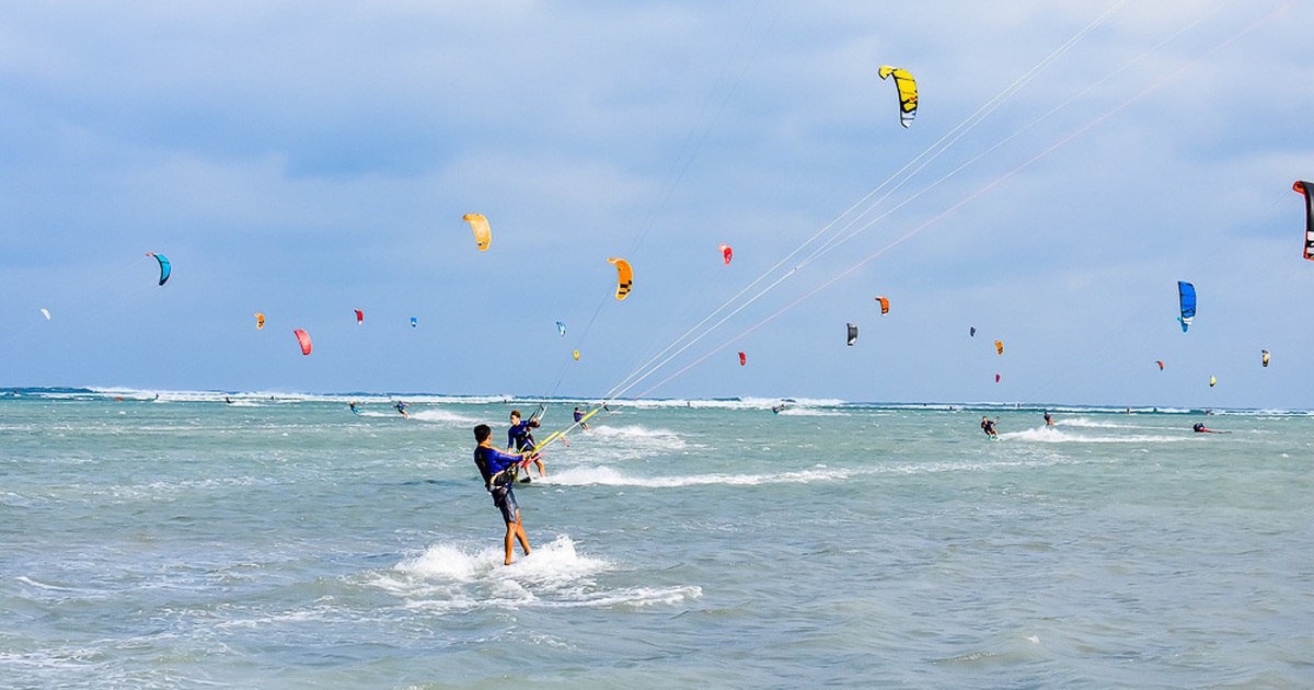 Ninh Chữ - điểm đến của lướt ván diều quốc tế - Tuổi Trẻ Online