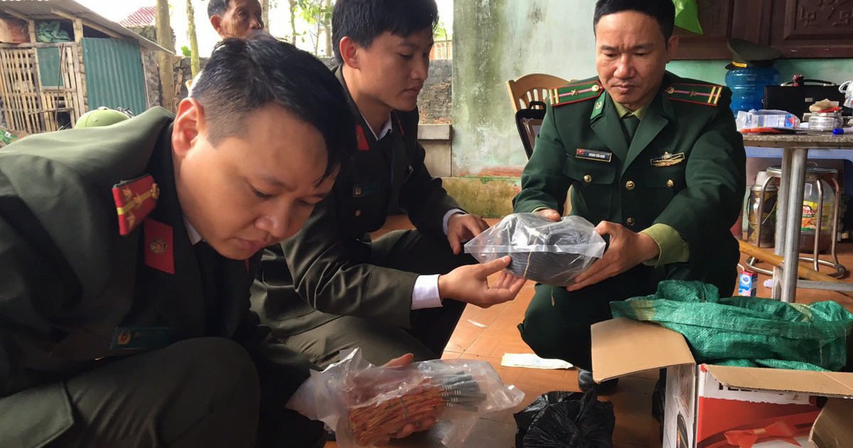 Cụ bà 79 tuổi tàng trữ 153kg thuốc nổ, 2.300 kíp nổ