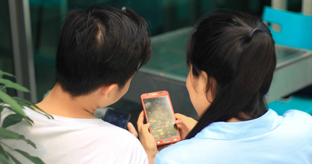 Hẹn hò trên ứng dụng: Bộ lọc của bạn có 'nhạy'?