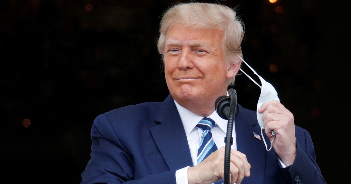 Bác sĩ Nhà Trắng tuyên bố ông Trump không còn nguy cơ lây truyền COVID-19