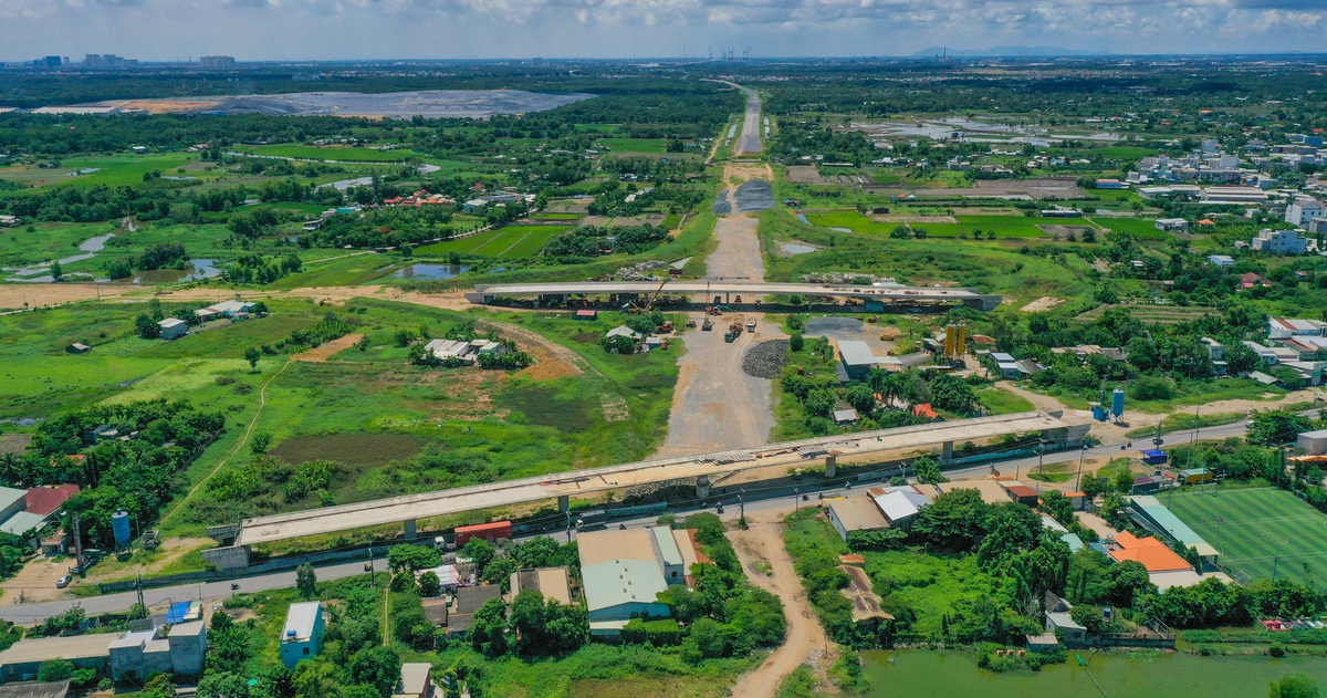 Các dự án lớn 'đứng hình' vì giải phóng mặt bằng ì ạch: thiệt hại vô kể