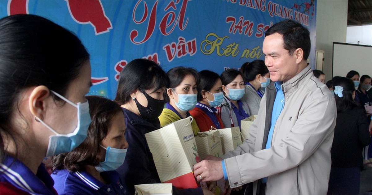 Hỗ trợ người lao động khó khăn 1-2 triệu đồng dịp Tết Nguyên đán 2021