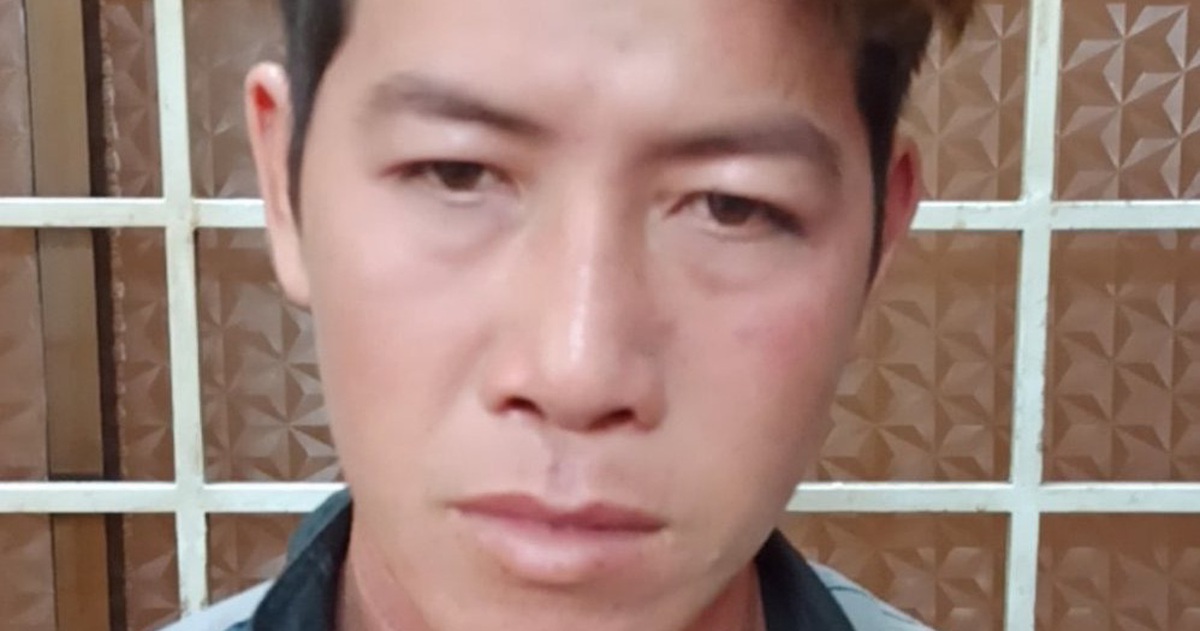 Gã trai dùng clip ‘nóng’ tống tình, tiền của nữ sinh viên