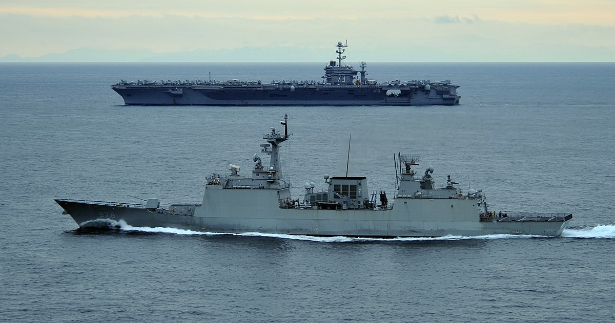 Đòi Iran thả tàu, Hàn Quốc điều gấp tàu chiến áp sát eo biển Hormuz