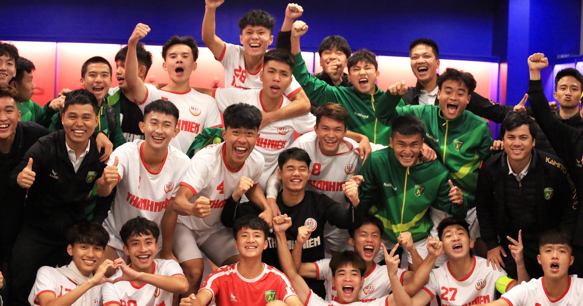 Tăng cường tuyển thủ U23 Việt Nam, Học viện Nutifood JMG vào bán kết U19 quốc gia