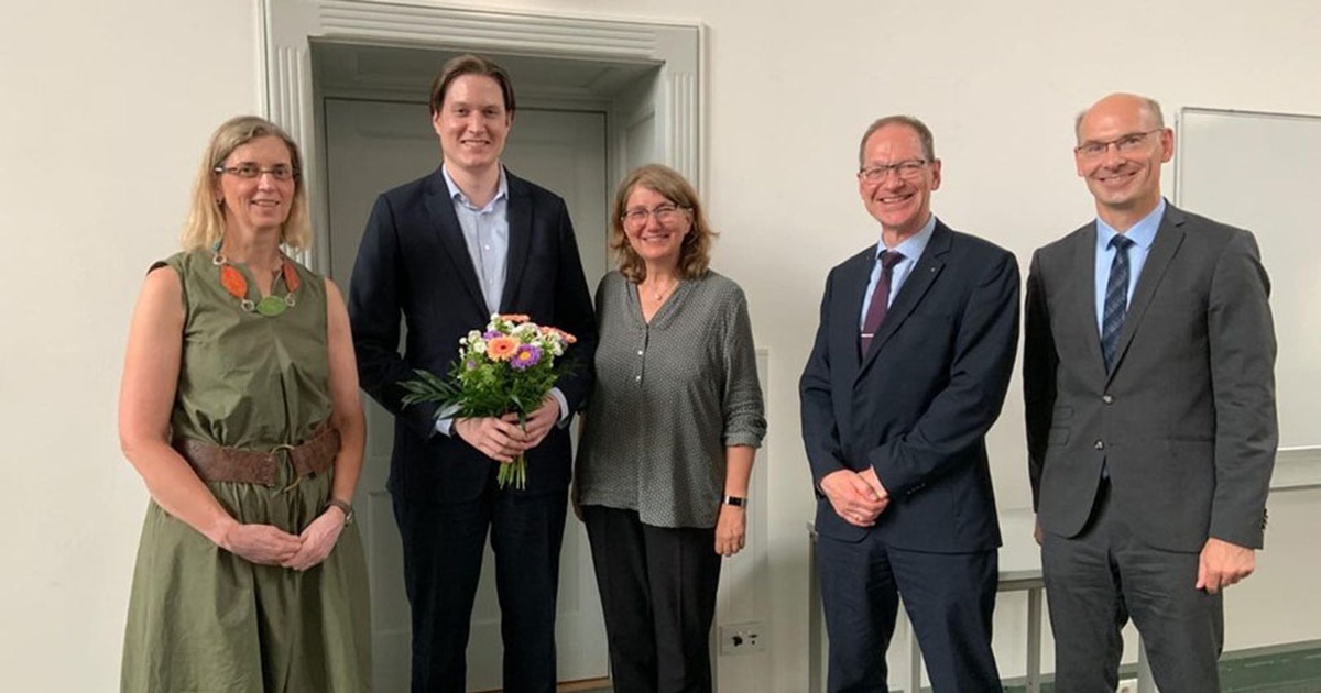 Nhức nhối luận án tiến sĩ: Vai trò quyết định của người hướng dẫn