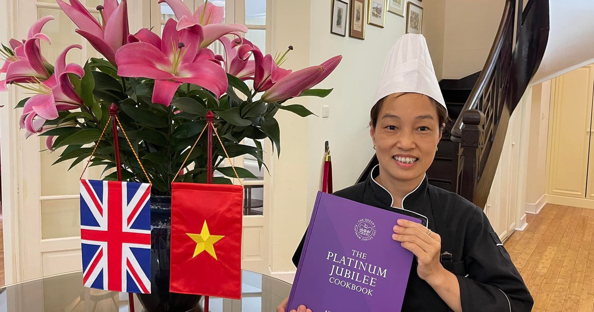 Bún chả Việt Nam vào sách dạy nấu ăn kỷ niệm 70 năm trị vì của Nữ hoàng Anh