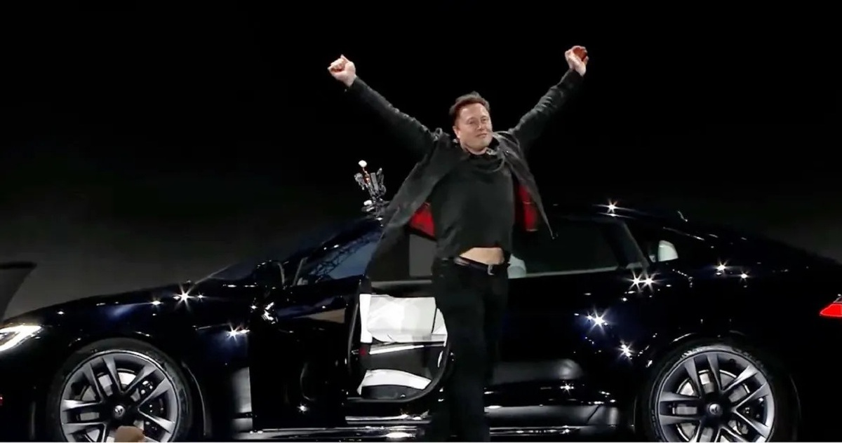 Khách hàng đang quay lưng với Tesla vì Elon Musk? - Tuổi Trẻ Online