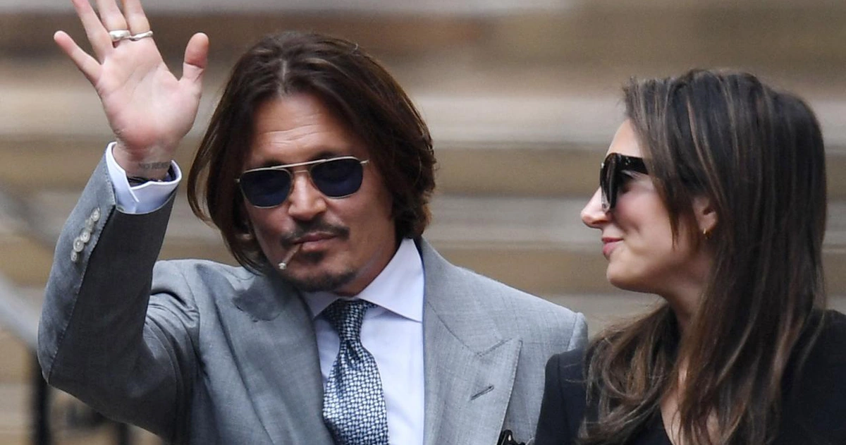 Johnny Depp có tình mới sau vụ kiện chấn động nhưng 'không nghiêm túc' - Tuổi Trẻ Online