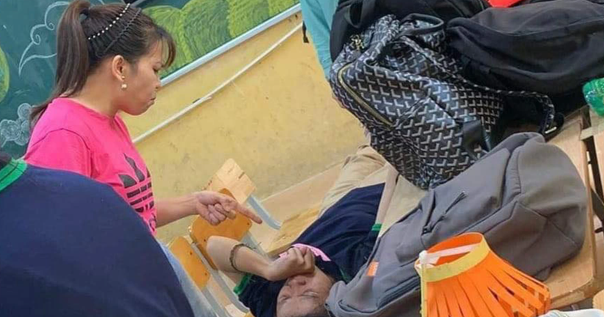 Vụ nữ sinh quỳ khóc đến kiệt sức: cô chủ nhiệm vi phạm đạo đức nhà giáo nghiêm trọng - Tuổi Trẻ Online