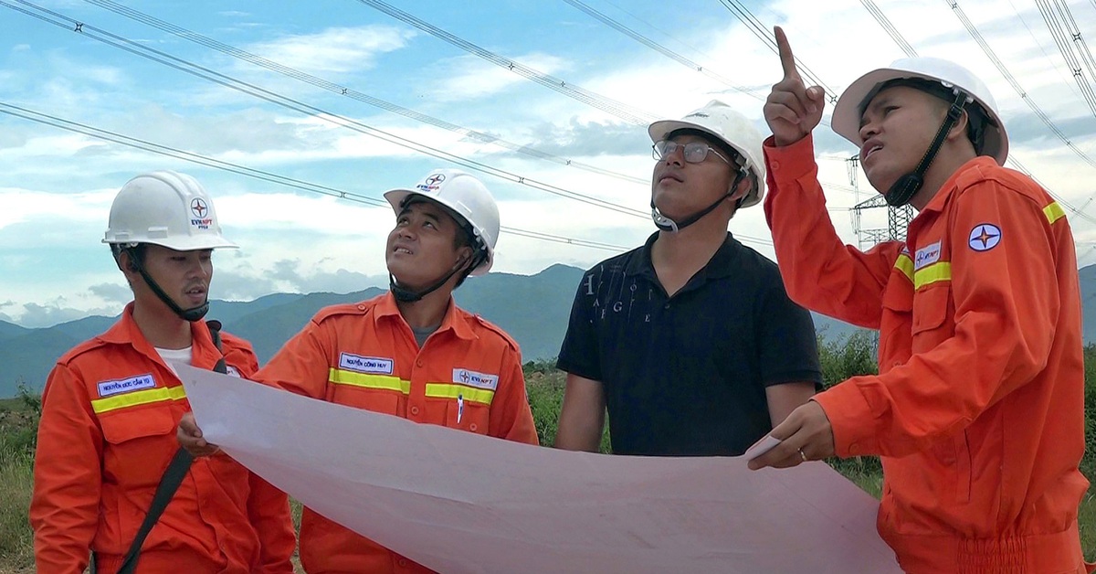 Cấp tốc xử lý các đường dây truyền tải 220-500KV giao chéo với tuyến cao tốc Bắc - Nam