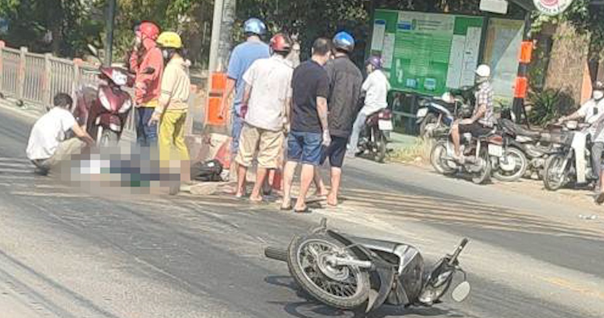 Video: Điều tra nguyên nhân nữ sinh lớp 10 tử vong trên đường đi học thêm về - Tuổi Trẻ Online