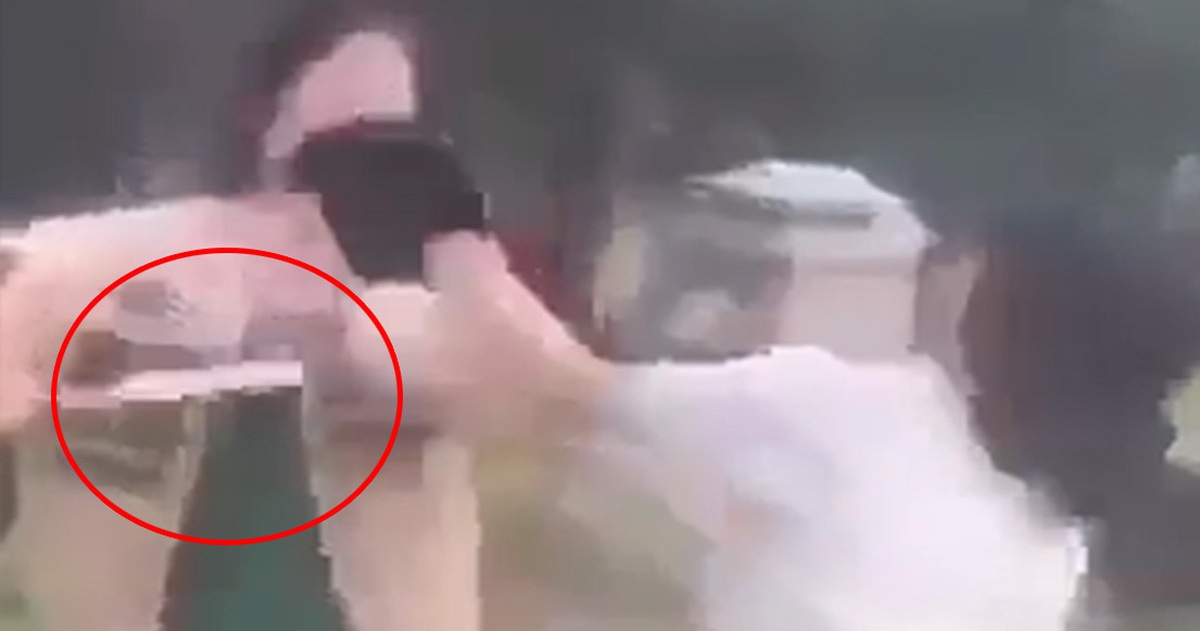 Video: Nhà trường vào cuộc vụ nữ sinh dẫn nhau ra nghĩa địa đánh, chém loạn xạ - Tuổi Trẻ Online